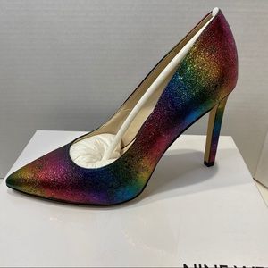New NINE WEST pumps size 5.5